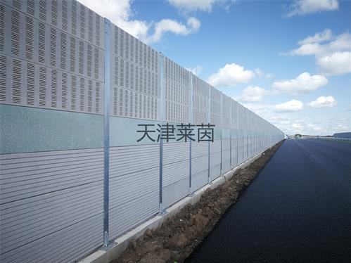 <a href=http://www.wuwudws.cn/news_article?news_id=113>高速公路聲屏障</a>