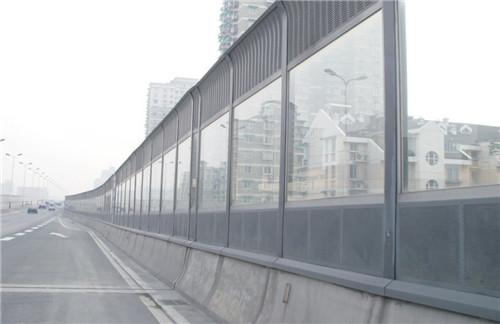 <a href=http://www.wuwudws.cn/news_article?news_id=133>公路聲屏障</a>
